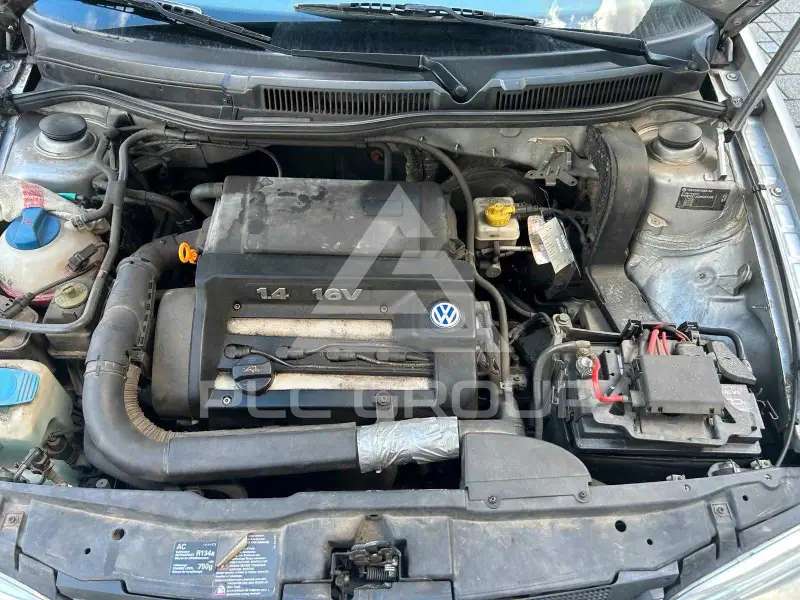 2001 Volkswagen GOLF