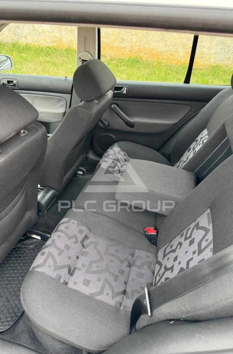 2001 Volkswagen GOLF