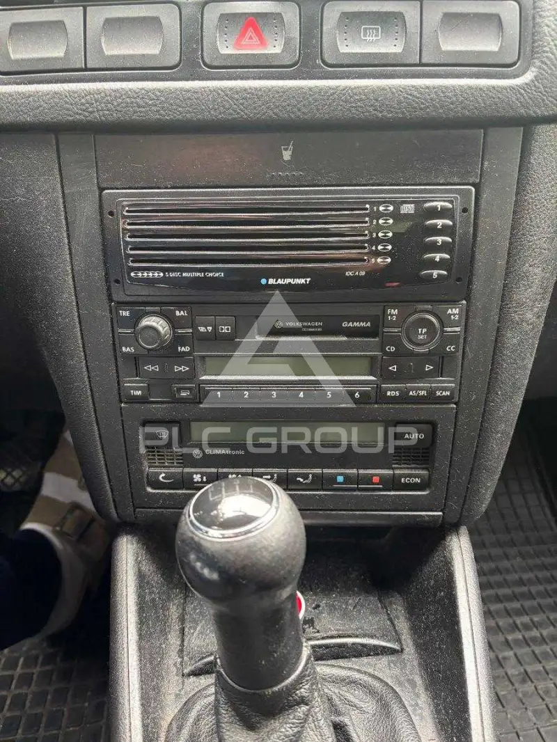2001 Volkswagen GOLF
