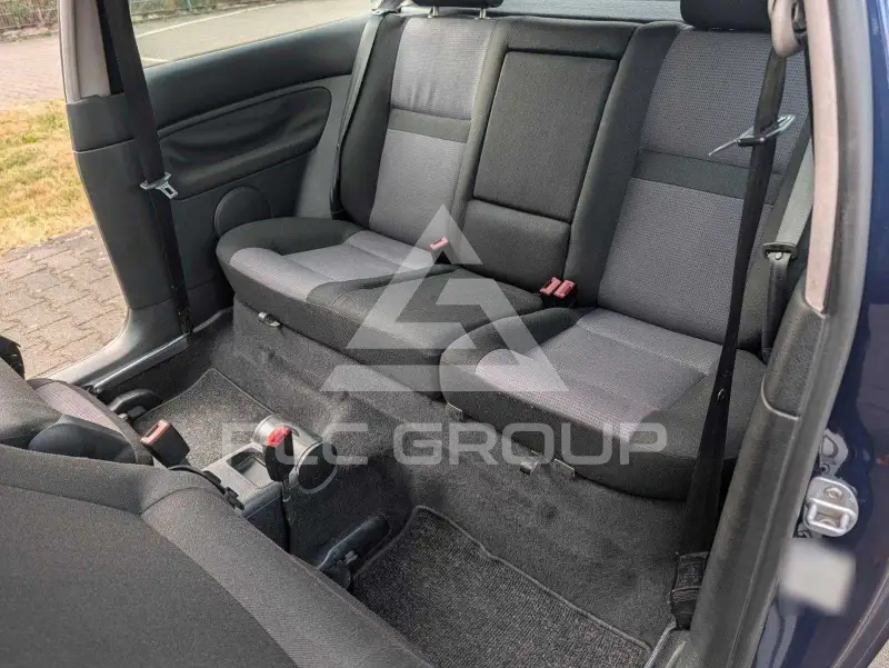 2001 Volkswagen GOLF