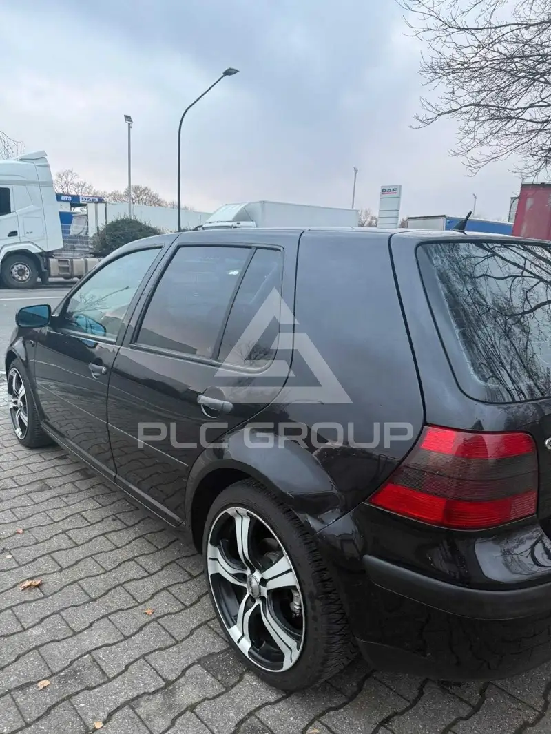2001 Volkswagen GOLF