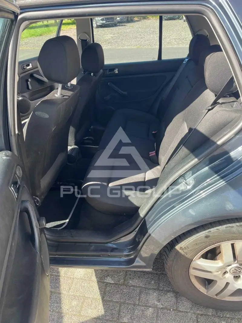 2001 Volkswagen GOLF