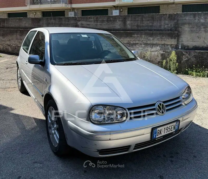 2001 Volkswagen GOLF