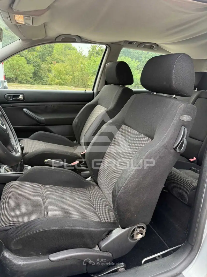2001 Volkswagen GOLF