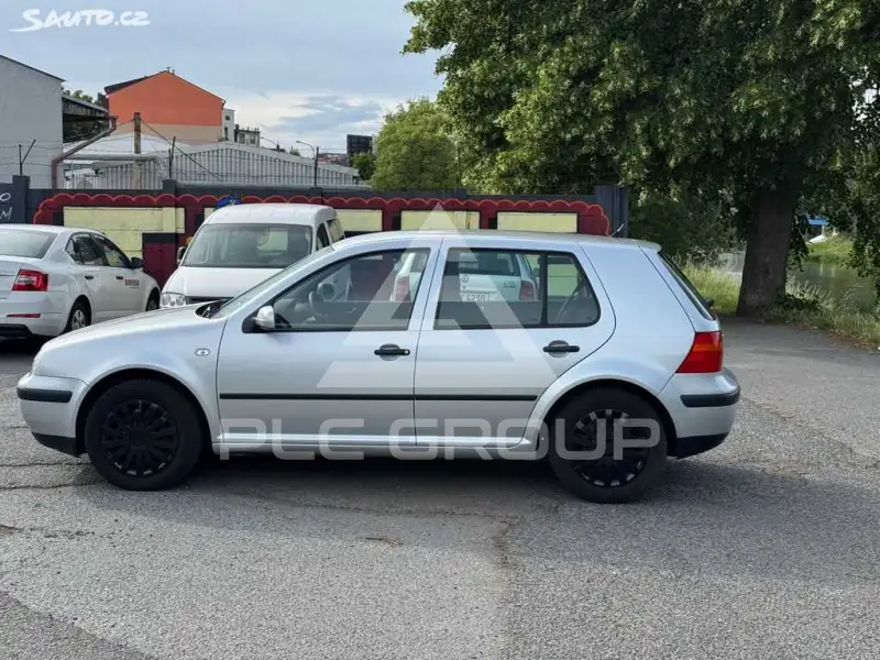 2001 Volkswagen GOLF