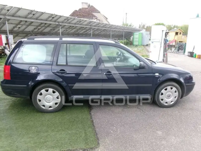 2001 Volkswagen GOLF