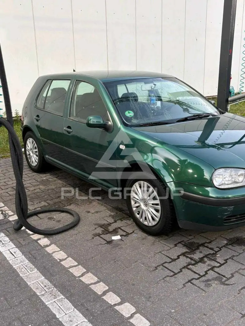 2001 Volkswagen GOLF