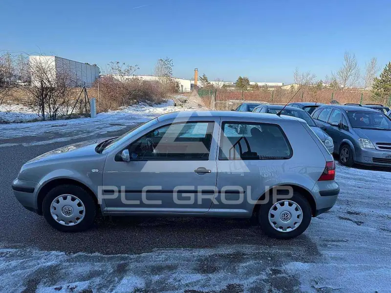 2001 Volkswagen GOLF