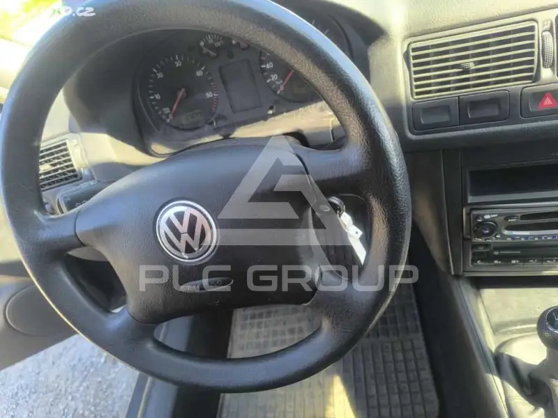 2001 Volkswagen GOLF