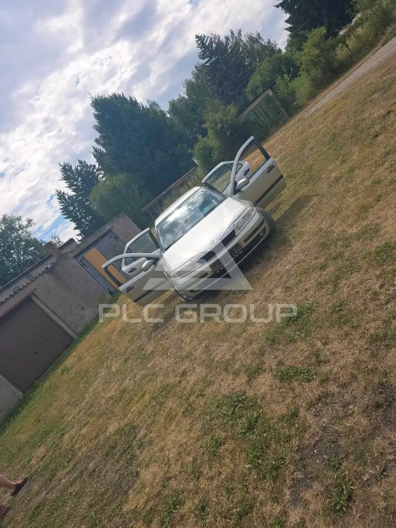2001 Renault Laguna