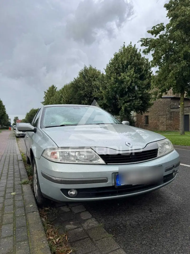 2001 Renault Laguna
