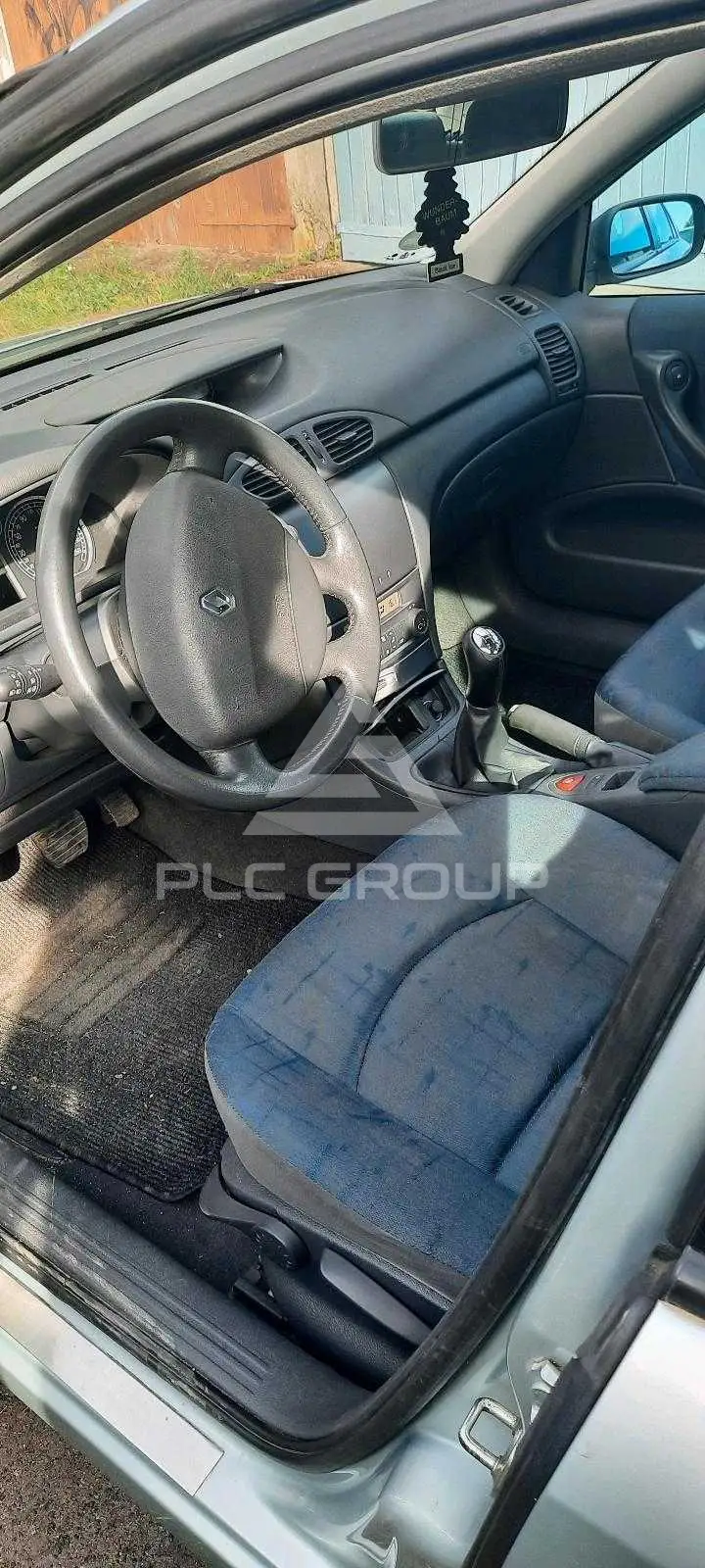 2001 Renault Laguna