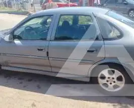 2001 Opel Vectra