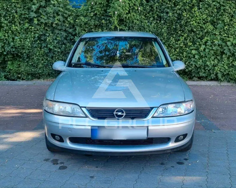2001 Opel Vectra
