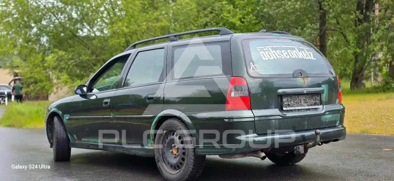 2001 Opel Vectra