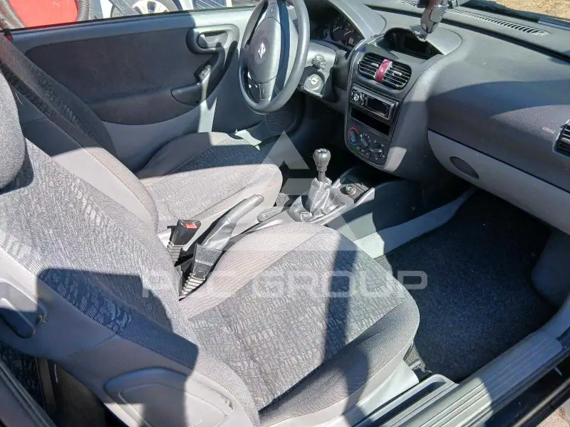 2001 Opel Corsa