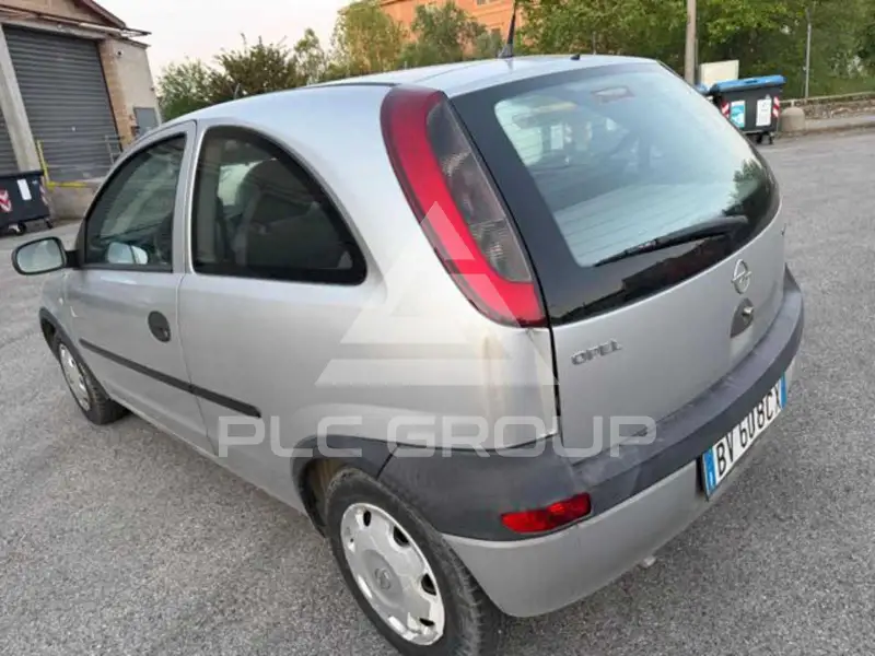 2001 Opel Corsa