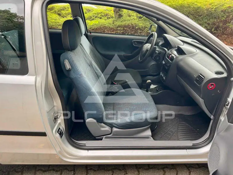2001 Opel Corsa