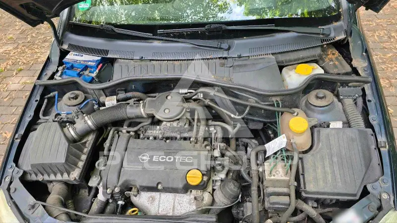 2001 Opel Corsa