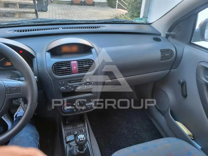 2001 Opel Corsa