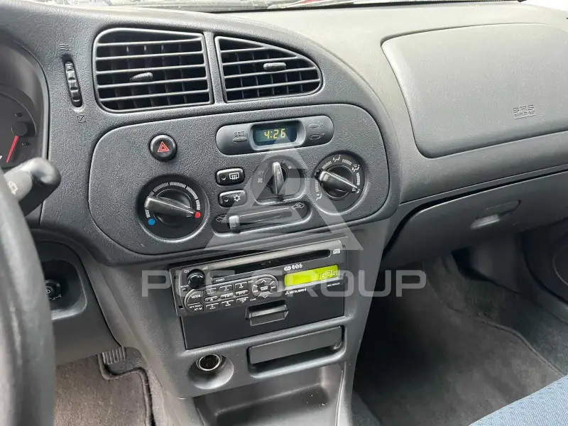 2002 Mitsubishi Colt