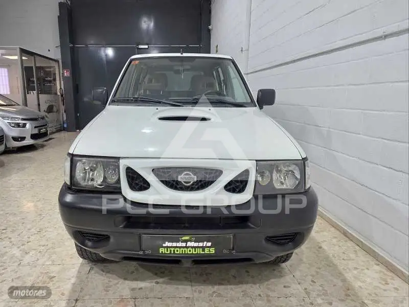 2002 Nissan Terrano