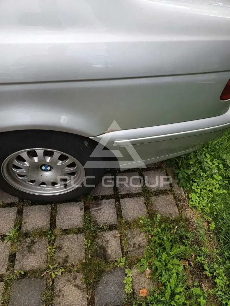 2002 BMW 523