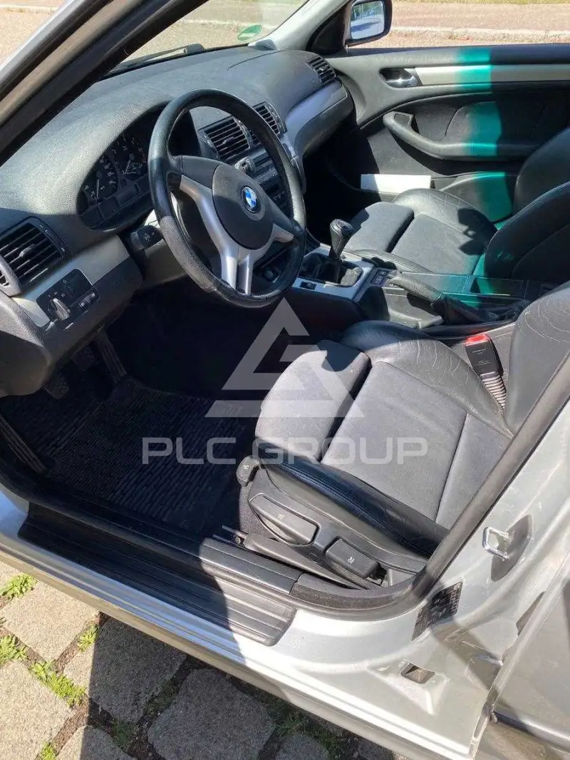 2002 BMW 330
