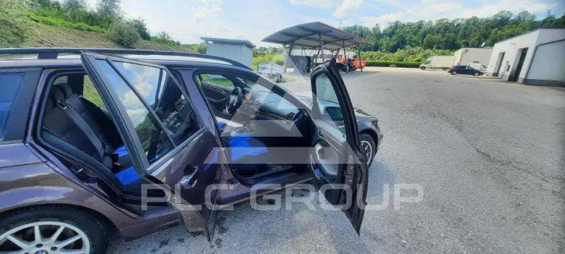 2002 BMW 330