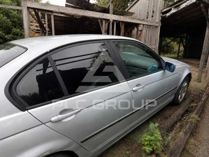 2002 BMW 330