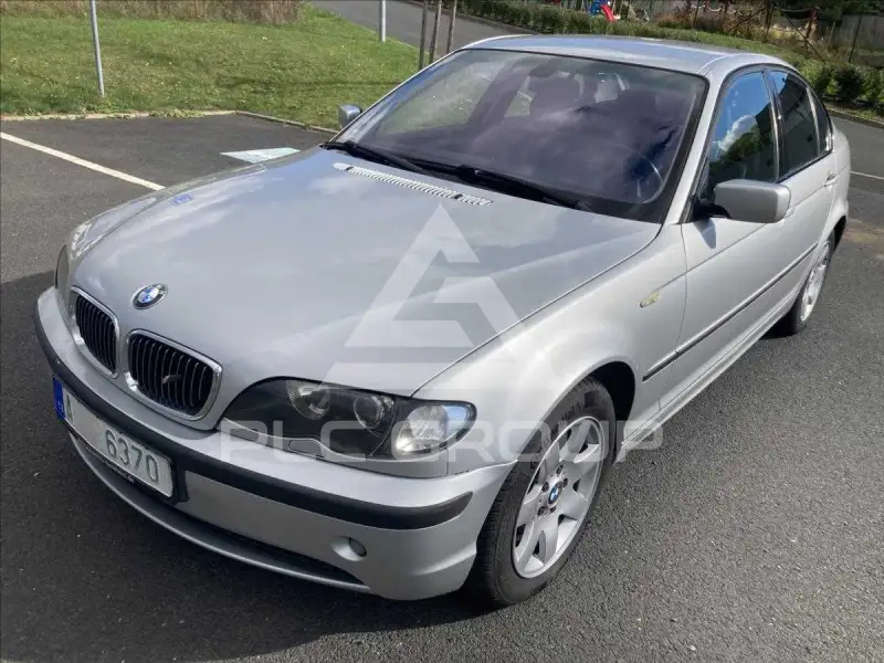2002 BMW 330