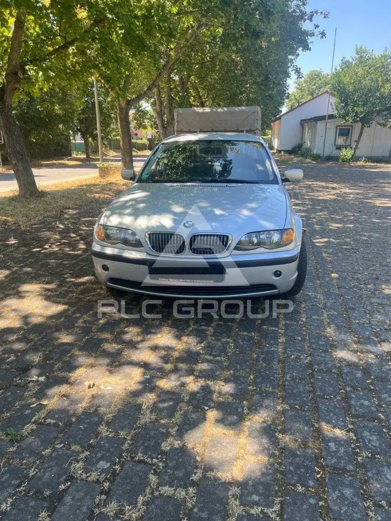 2002 BMW 330