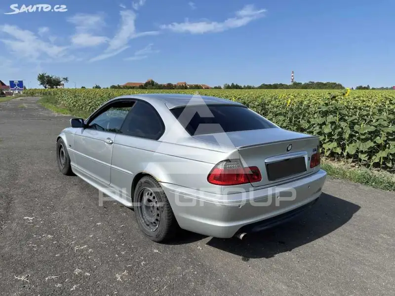 2002 BMW 330