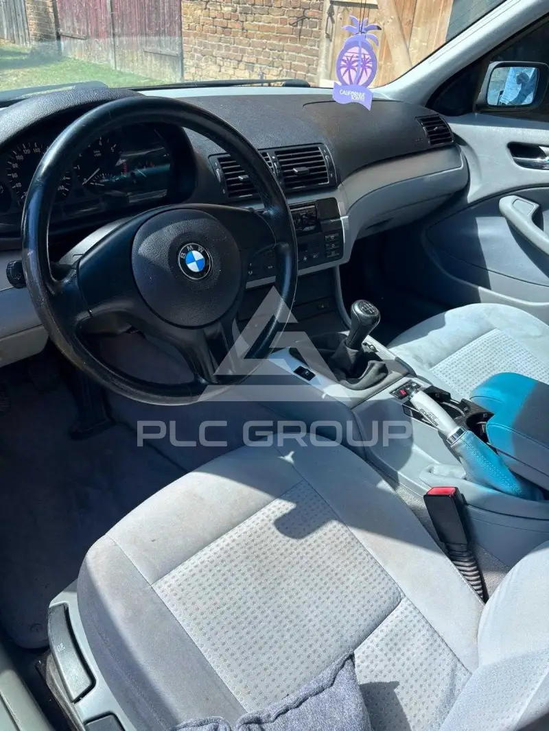 2002 BMW 330