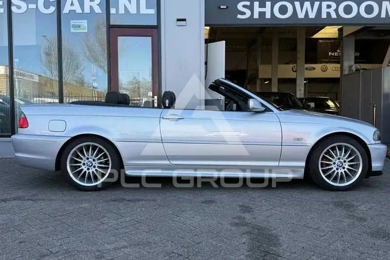 2002 BMW 330