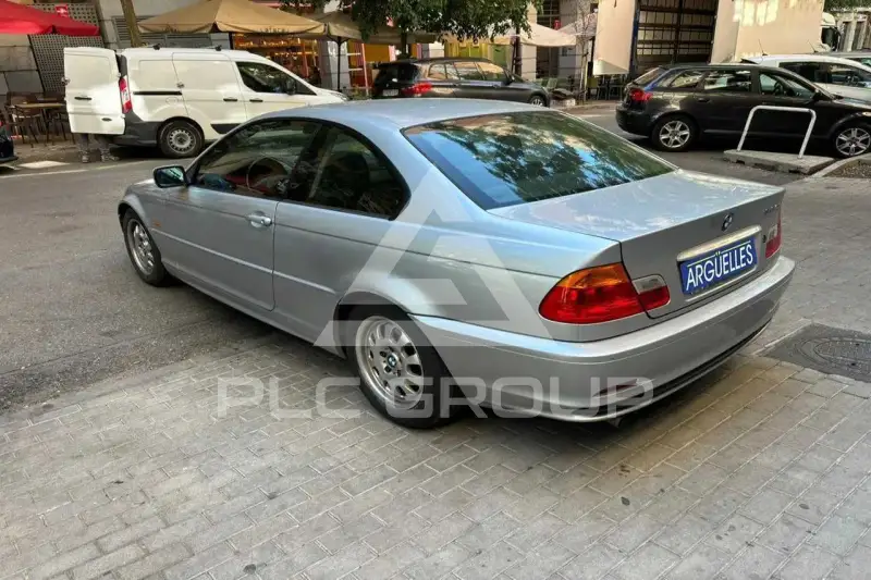 2002 BMW 330