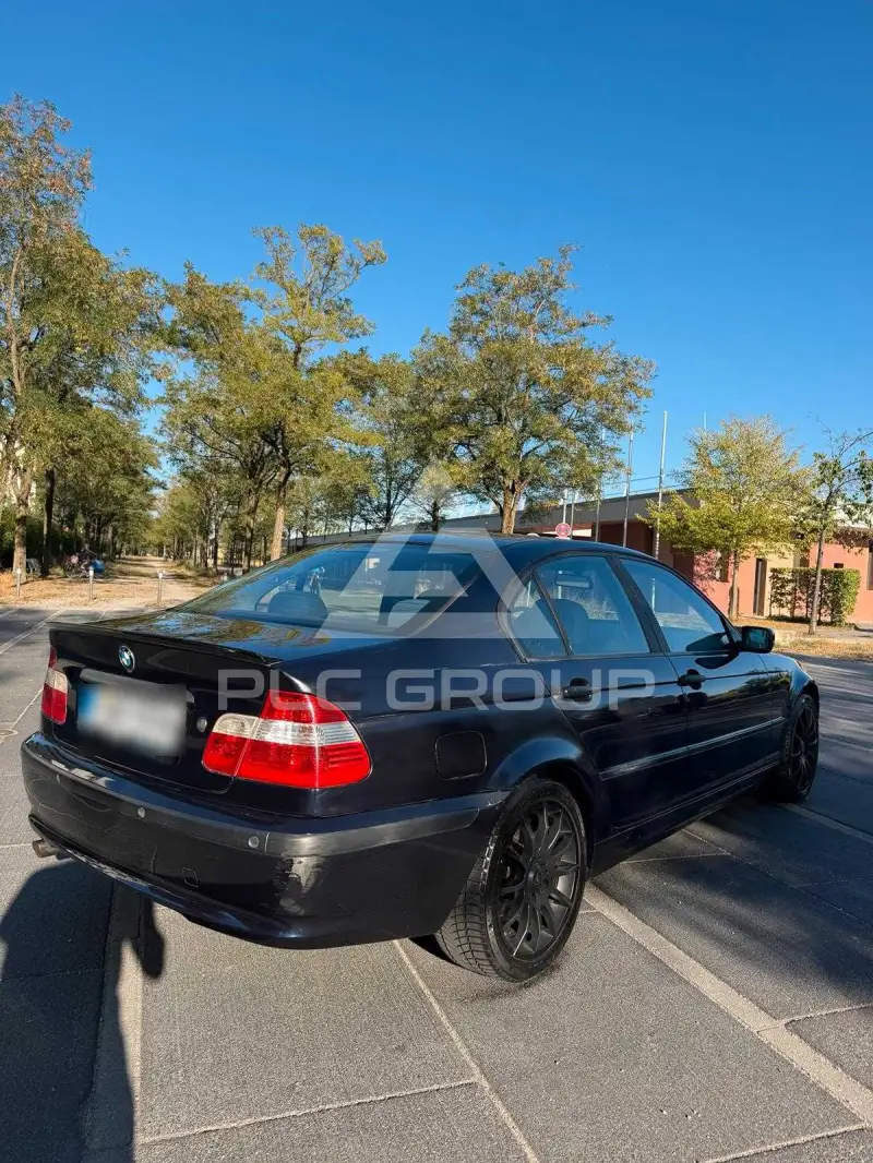 2002 BMW 330