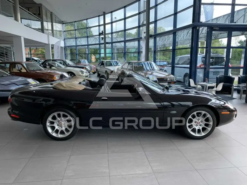 2002 Jaguar XKR