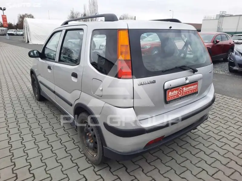 2002 Suzuki Ignis