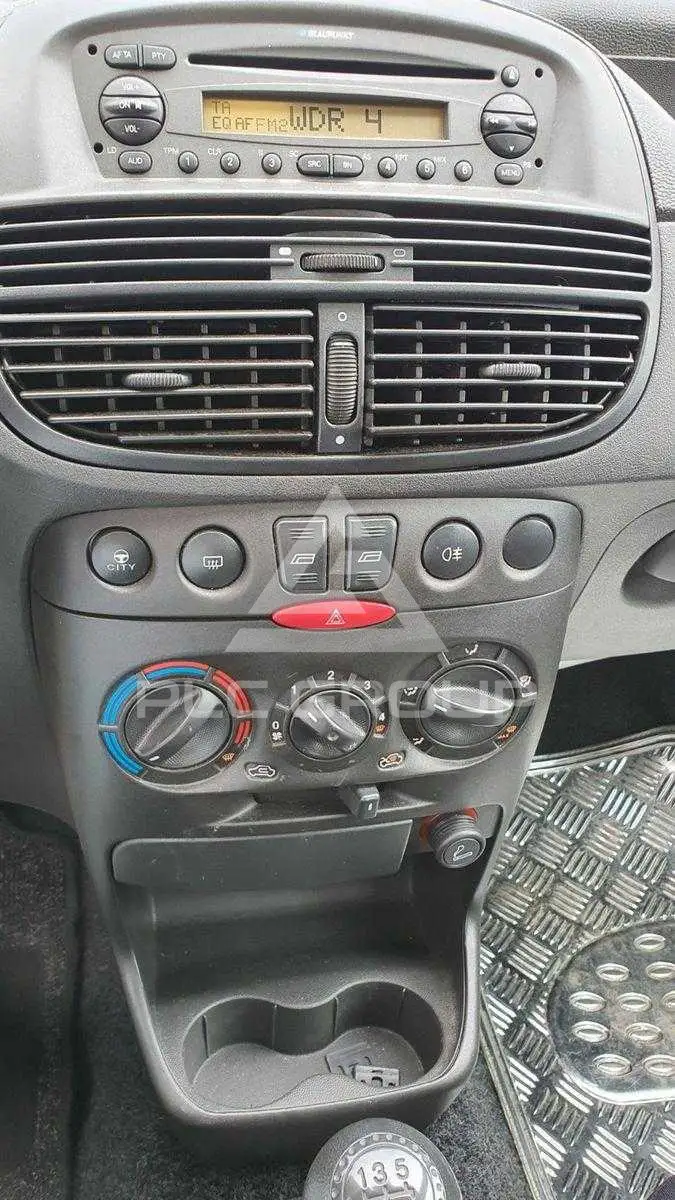 2002 Fiat Punto