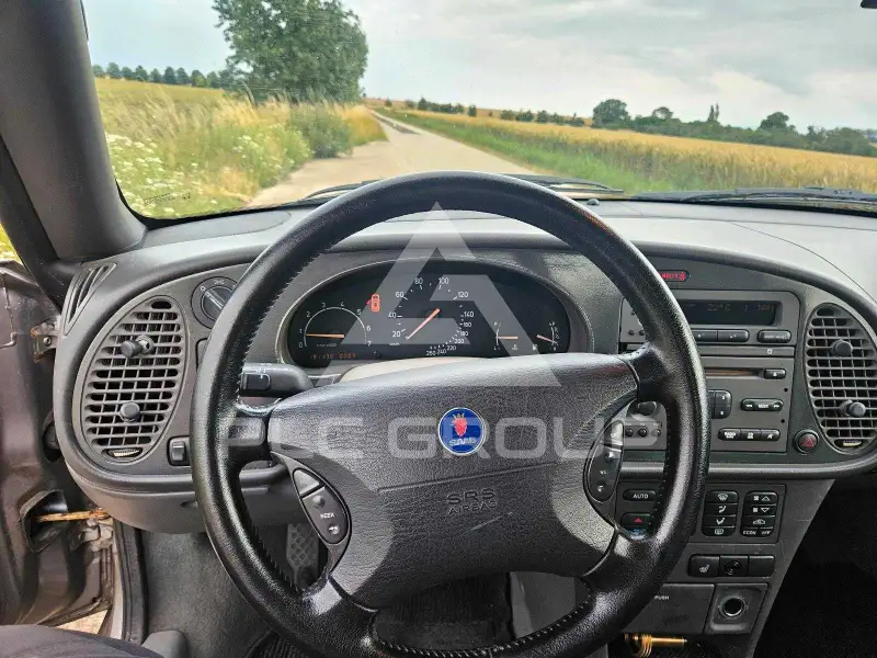 2002 SAAB 9-3