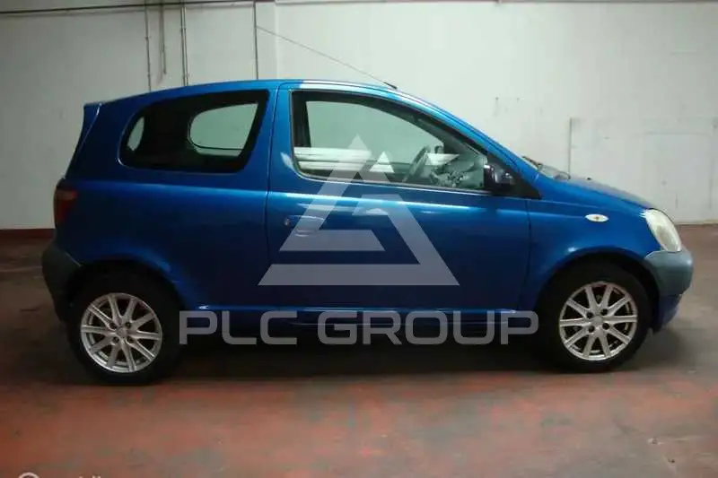 2002 Toyota YARIS