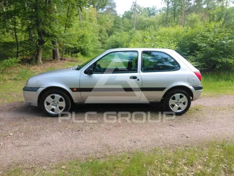 2002 Ford FIESTA