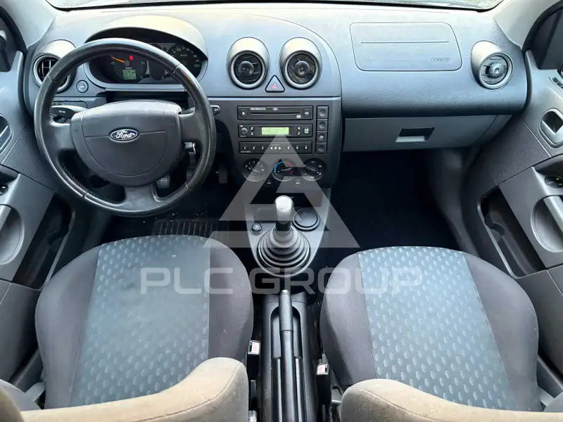 2002 Ford FIESTA