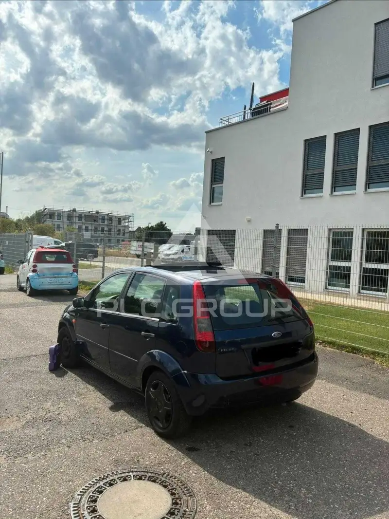 2002 Ford FIESTA