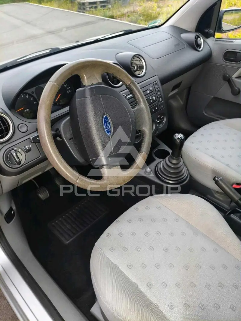 2002 Ford FIESTA