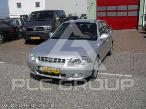2002 Hyundai Accent