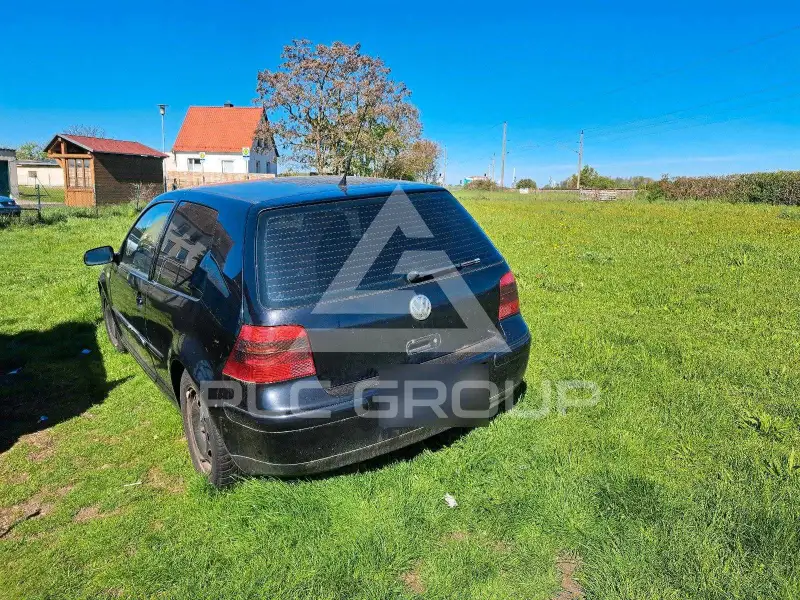 2002 Volkswagen GOLF