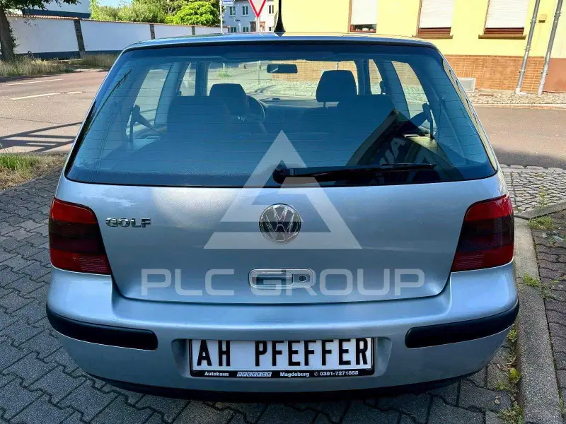 2002 Volkswagen GOLF