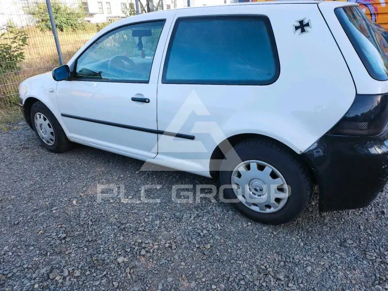2002 Volkswagen GOLF